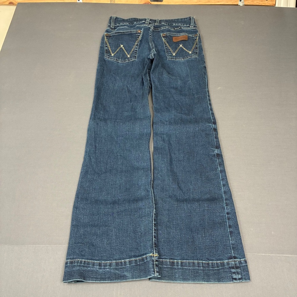 Wrangler Low Rise Dark Wash Flared Jeans Women's Size 3/32 (26x32)